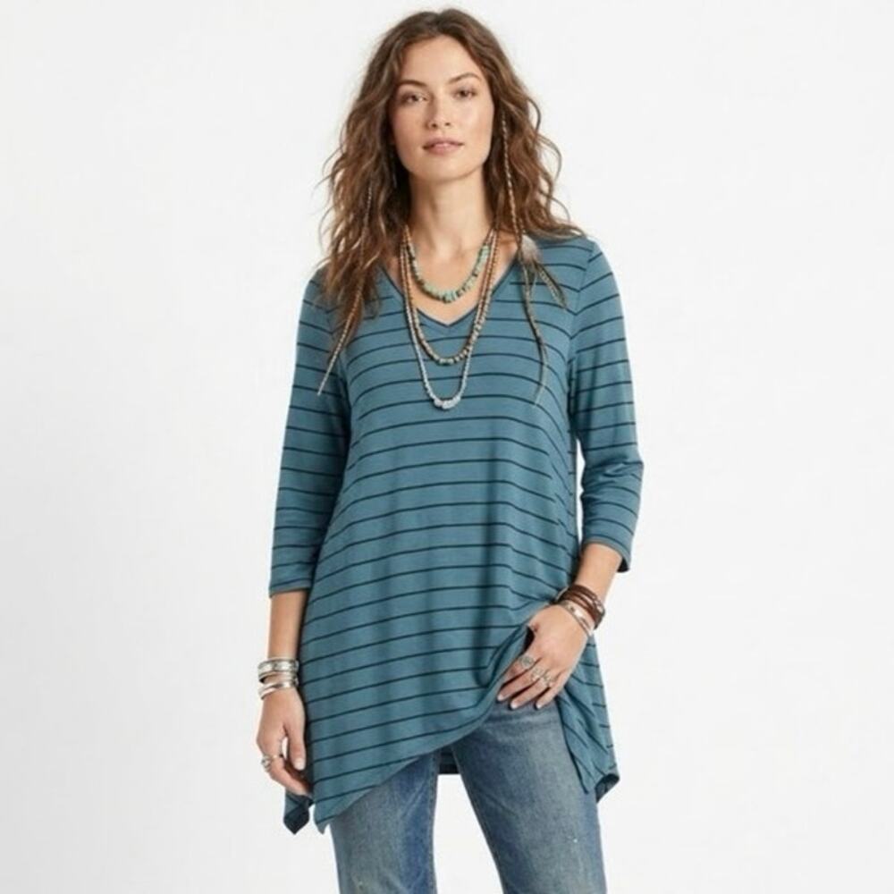 GARNET HILL Women's XL Blue Striped V Neck Tunic Top Tencel Lyocell